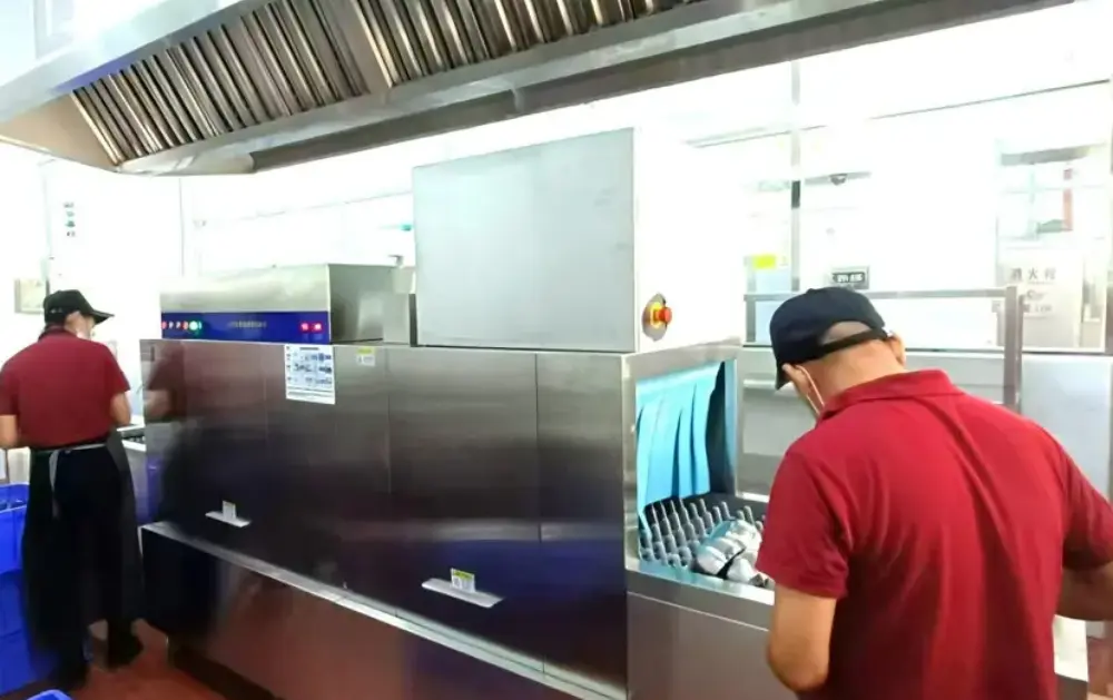 Komèsyal Aplikasyon pou Dishwasher Egzanp: Itilizasyon esansyèl nan tout endi...